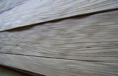 Folheado natural da madeira compensada do corte do quarto de Zebrano, espessura de 0.45mm