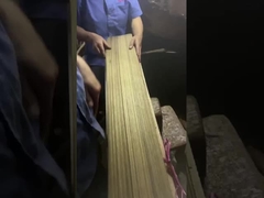 Carpete de teca em corte trimestral