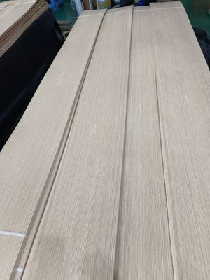 Folhas de folheado de carvalho branco americano de corte trimestral com espessura de 0,5 mm