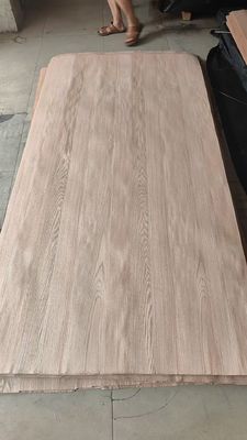 Folha de verniz de corte de coroa de carvalho vermelho americano natural cortada