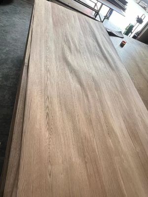Folha de verniz de corte de coroa de carvalho vermelho americano natural cortada
