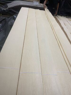 2500*640 mm Veneer de madeira de cinza para mobiliário de quarto TV Parede de fundo