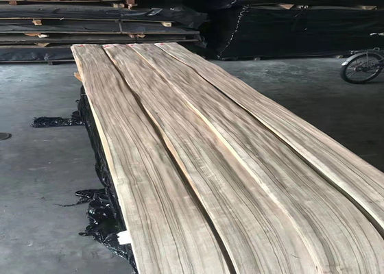 O quarto de madeira natural de Paldao cortou o folheado com linha preta